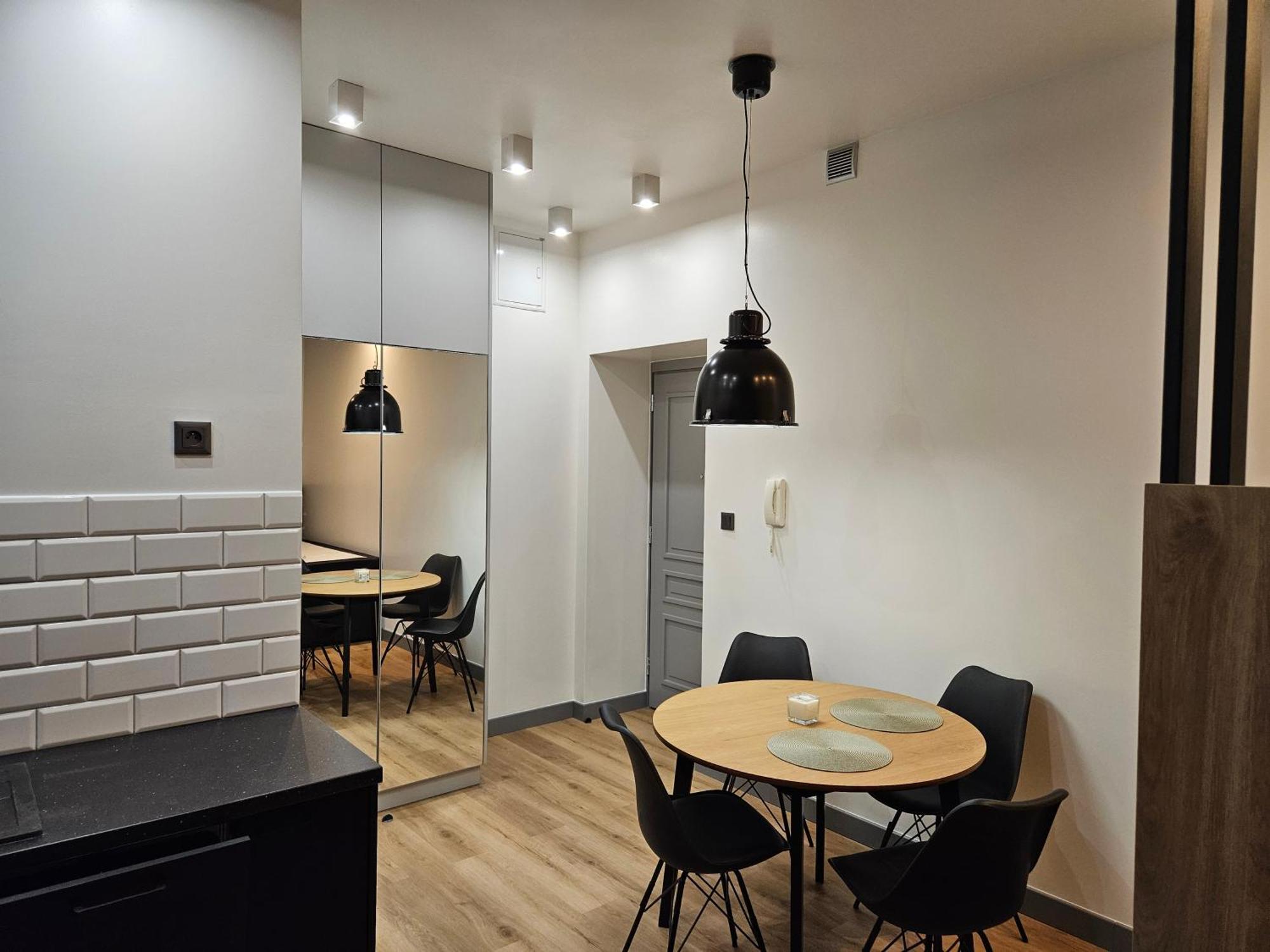 Apartamenty Skawinska 10 Cracovia Exterior foto